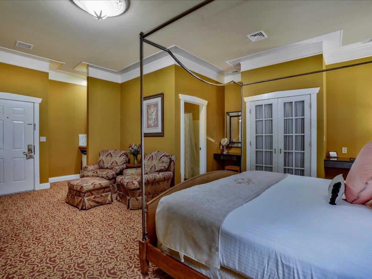 The Inn At Leola Village, A Historic Hotel Of America מראה חיצוני תמונה
